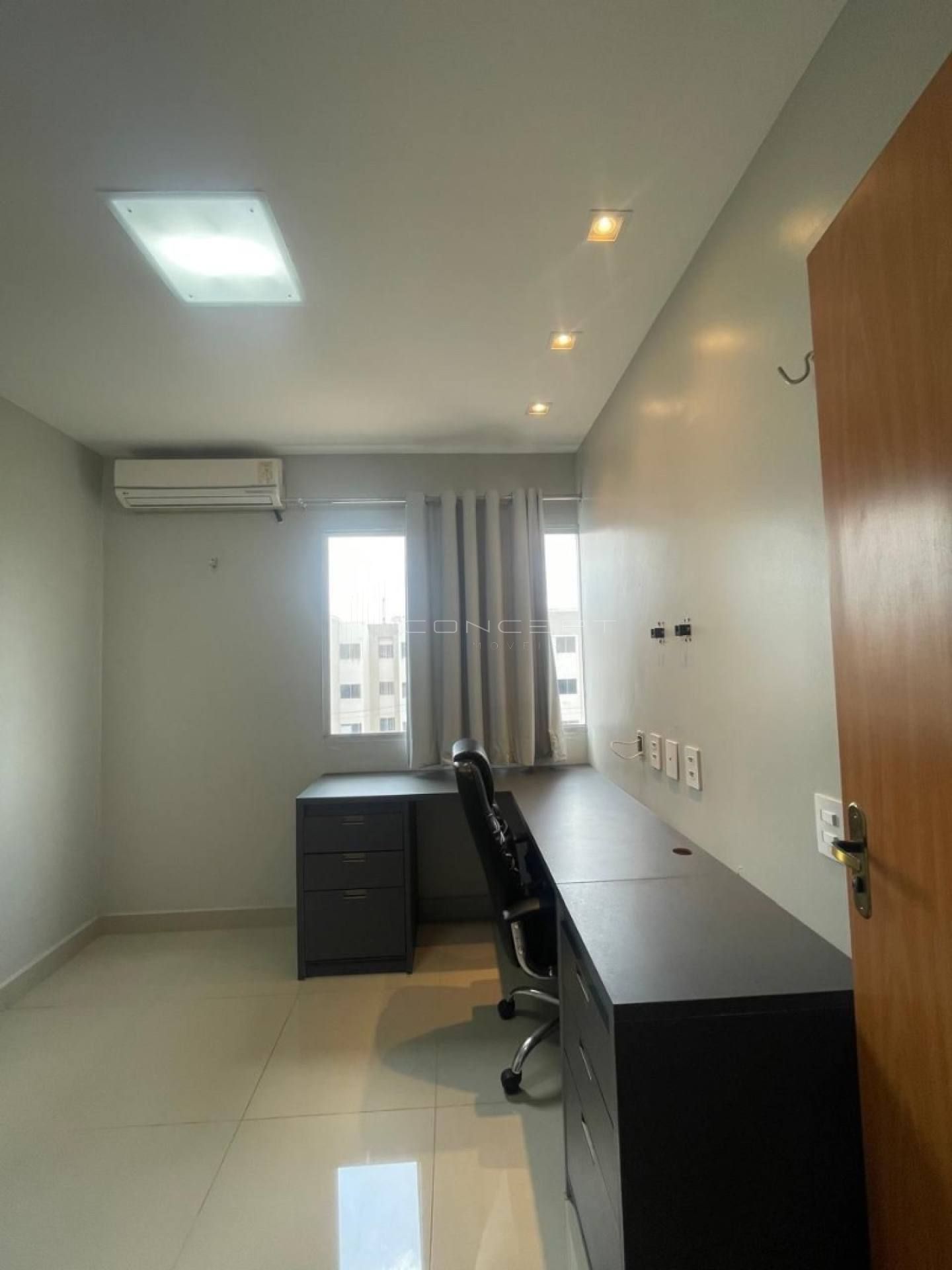 Apartamento no Bairro Vale do Gavião no Condomínio Village Leste 3 (Porteira Fechada)
