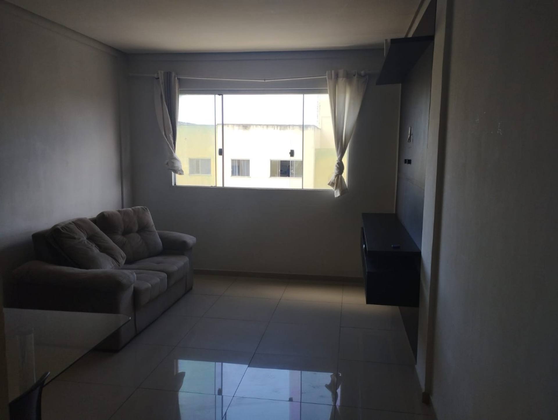 Apartamento no Bairro Colorado Condomínio Heliópolis