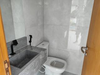 Casa de Condomínio Para Vender com 6/4 sendo 6 suítes em Guarajuba, Camaçari