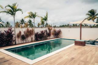 Casa de Esquina Duplex com Piscina no Thai Residence