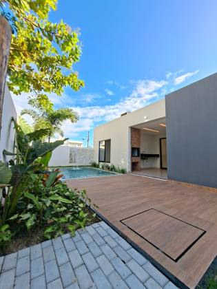 Casa com Piscina no Terras Alphaville 2
