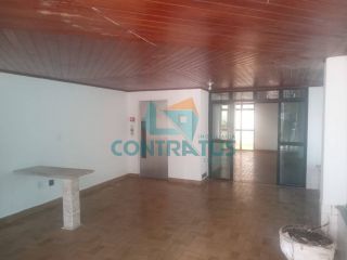 PREDIO COMERCIAL