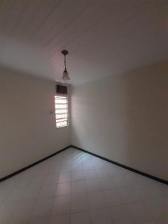 Casa na Av. Hermes Fontes