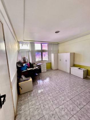 Salas Comerciais no Edifício Oviêdo Teixeira