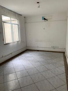 Prédio na Av. Sete de Setembro 
