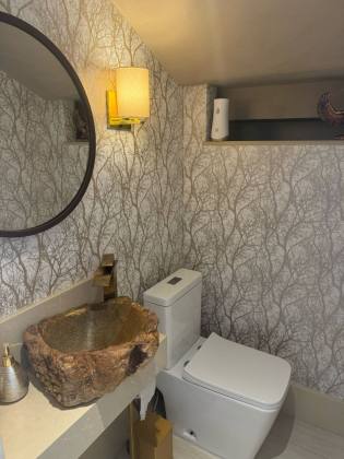 Casa Duplex com Piscina no Cond. Caminho das Árvores