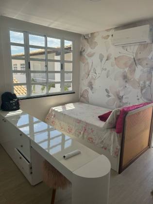 Casa Duplex com Piscina no Cond. Caminho das Árvores
