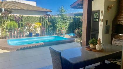 Casa Duplex com Piscina no Cond. Alamedas do Sol