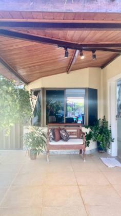 Casa Duplex com Piscina no Cond. Alamedas do Sol