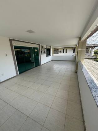 Casa Duplex no Cond.  Melício Machado