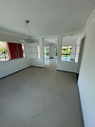 Casa Duplex no Cond.  Melício Machado
