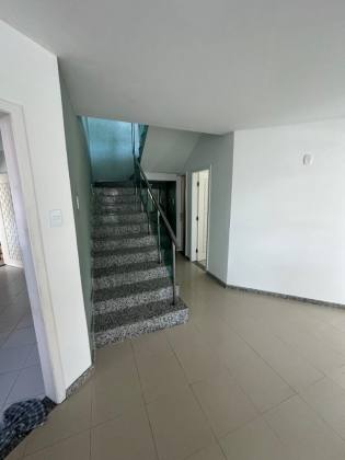 Casa Duplex no Cond.  Melício Machado