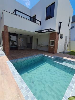 Casa Duplex com Piscina no Terras Alphaville 1