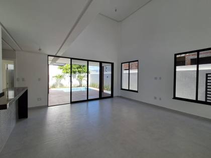 Casa Duplex com Piscina no Terras Alphaville 1