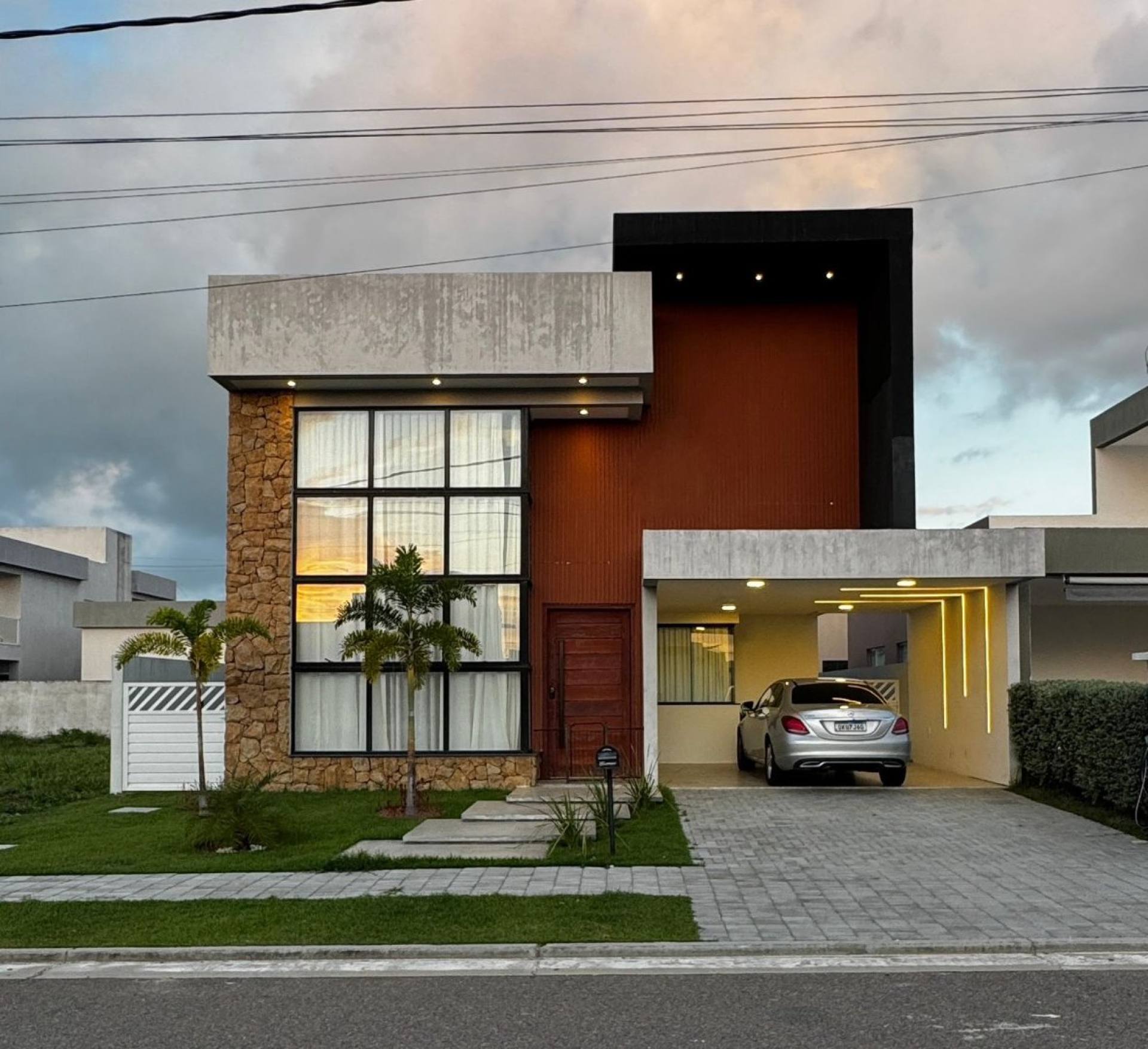 Casa com Piscina no Terras Alphaville 1