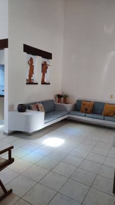 Casa com Piscina no Residencial Riviera Del Mar
