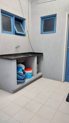 Casa com Piscina no Residencial Riviera Del Mar