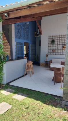 Casa com Piscina no Residencial Riviera Del Mar