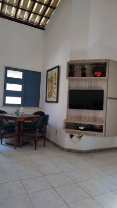 Casa com Piscina no Residencial Riviera Del Mar