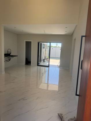 Casa com Piscina no Malui Residence