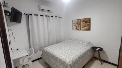 Casa com Piscina no Lot. Luar da Barra 2