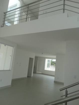 Casa Duplex com Piscina no Maikai Residencial Resort