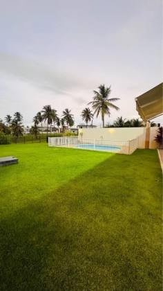 Casa com Piscina no Residencial Damha