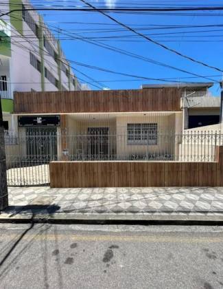 Casa no Salgado Filho