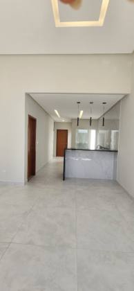 Casa no Lot. Luar da Barra 1