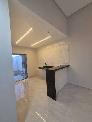 Casa no Lot. Luar da Barra 1
