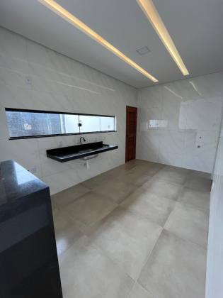 Casa no Lot. Luar da Barra 1