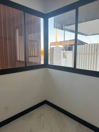 Casa com Piscina no Padang Beach Residence