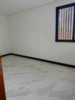 Casa com Piscina no Padang Beach Residence