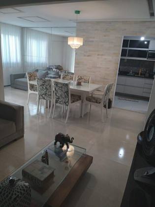 Casa no Condomínio Santa Felicidade