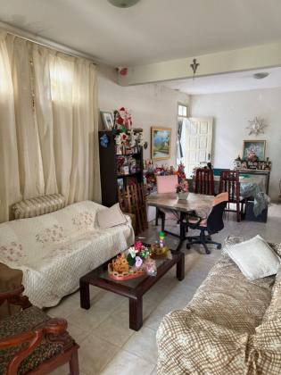 Casa na Treze de Julho