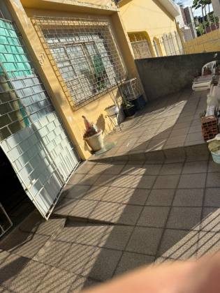 Casa na Treze de Julho