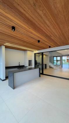 Casa Duplex com Piscina no Damha Residencial Resort