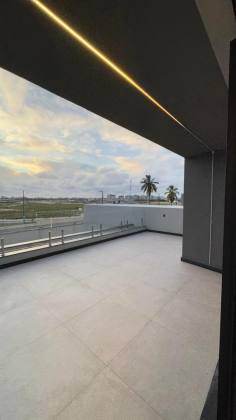 Casa Duplex com Piscina no Damha Residencial Resort