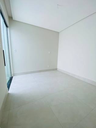 Casa com Piscina no Padang Beach Residence