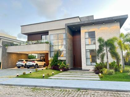 Casa Duplex com Piscina no Cond. Lago Paranoá