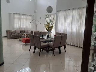 Casa Duplex no Cond. Melício Machado