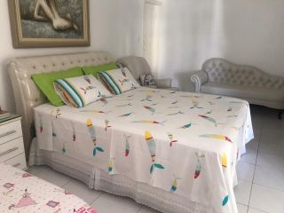 Casa Duplex no Cond. Melício Machado