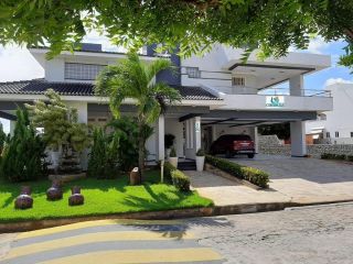 Casa Duplex no Cond. Melício Machado