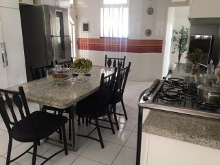 Casa Duplex no Cond. Melício Machado