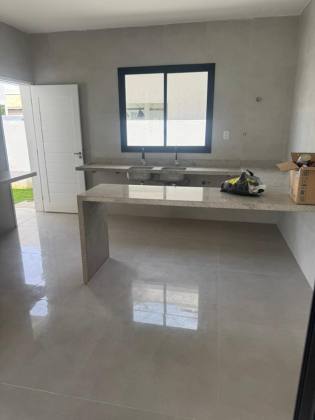 Casa Duplex com Piscina no Terras Alphaville 1