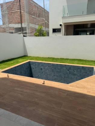 Casa Duplex com Piscina no Terras Alphaville 1