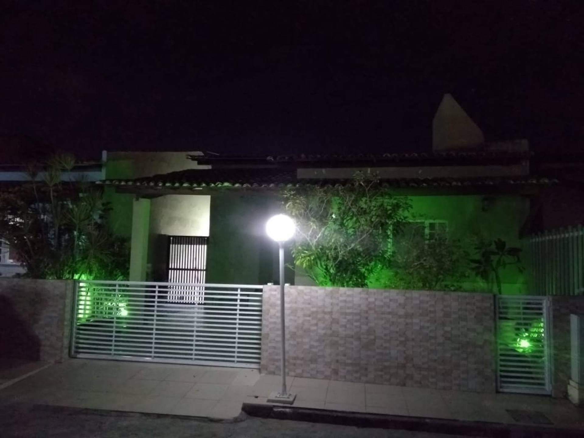 Casa no Condomínio Imperial