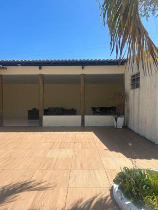 Casa no Condomínio Imperial