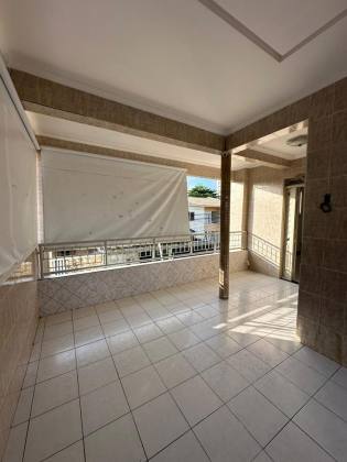 Casa Duplex de Esquina com Pontos Comerciais no Aeroporto