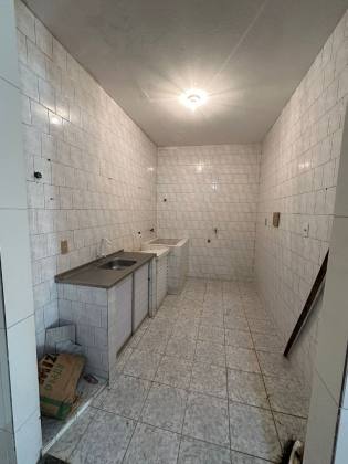 Casa Duplex de Esquina com Pontos Comerciais no Aeroporto